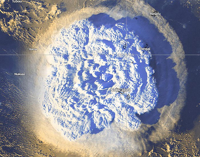 Eruzione Vulcano Tonga In Per Donne Morte Per Onde Anomale