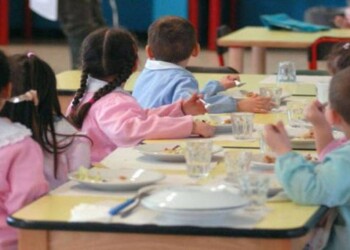 Via la carne di maiale dalle mense scolastiche ché i piccoli Allah si offendono…