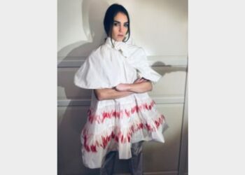 Altaroma da Lettieri couture con fiocchi