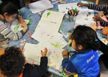 Bimbi grandi lettori, svelato il loro segreto
 