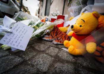 Bimbo ucciso: indagini su ruolo madre