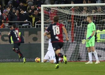 Calcio: Empoli sfiora impresa a Cagliari