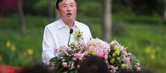 Dopo tre anni, torna a parlare il fondatore di Huawei