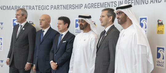 Eni, accordo negli Emirati per acquisizione 20% di Adnoc Refining