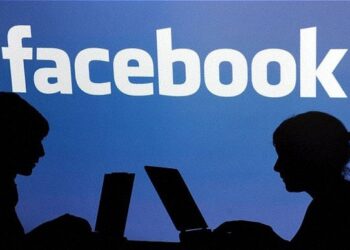 Facebook: paga utenti per tracciare abitudini, Apple gli blocca le app
