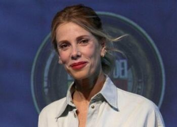 ‘Isola dei Famosi’, ecco i naufraghi
 