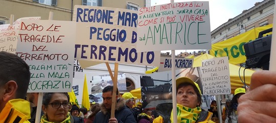 burocrazia ritardi terremoto ricostruzione