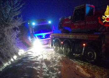 Maltempo: tir bloccati da neve