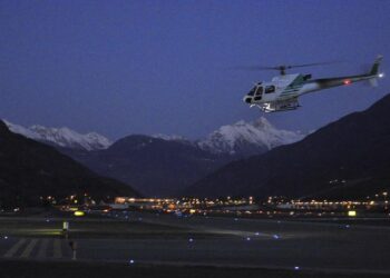 Morto pilota e guida in scontro V. Aosta