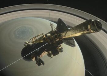 Risolto uno dei misteri di Saturno, un giorno dura 10 ore e 33 minuti