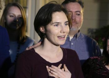 Strasburgo, violati diritti difesa Knox