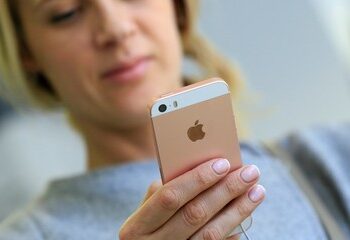 Sul sito della Apple è tornato l’iPhone SE, e potrebbe non essere una buona notizia