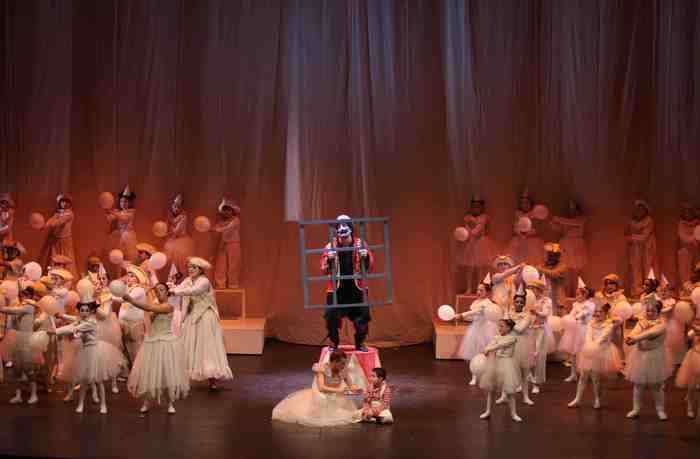 Al Massimo va in scena Il meraviglioso circo della luna