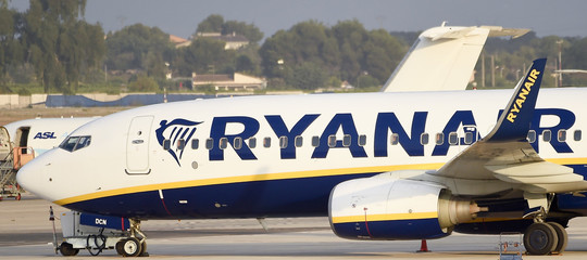 Antitrust bagagli a mano maximulta Ryanair e Wizz