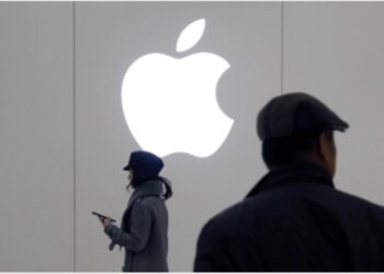 Apple: alcune app registrano lo schermo