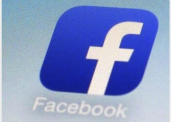 Apple: revoca permesso Facebook per app