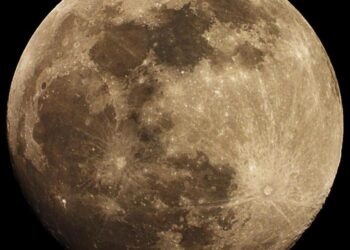 Arriva la Superluna più grande dell’anno