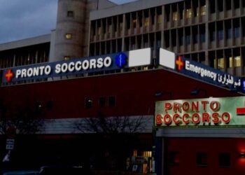Assistente sociale e vigile ferite a Palermo da una paziente