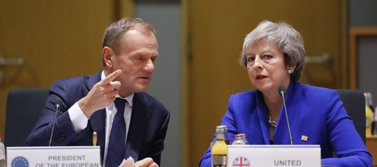 Brexit: May apre a un breve rinvio, “uscita con un ‘No deal’ solo con il sì di Westminster” 