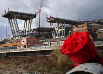 Cozzi, ricostruzione a Aspi inopportuna