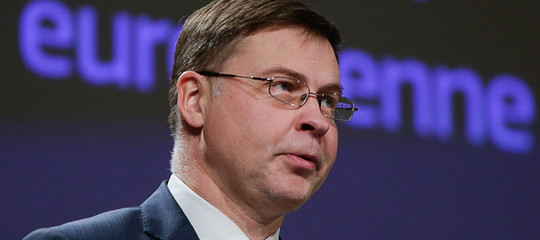 Dombrovskis bacchetta l’Italia: “Politica fiscale sia responsabile”