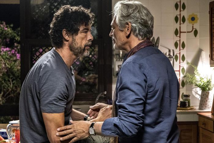 Gassmann e Bentivoglio gay in commedia