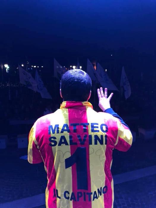 Giulianova calcio si dissocia da Salvini