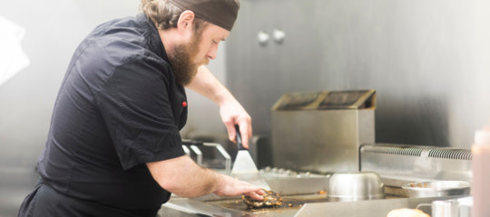 Il caso dell’hamburgeria di Eataly raccontato dall’inzio