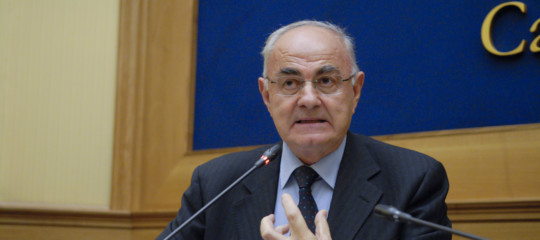 Il senatore Lannutti è indagato per il tweet sui Protocolli dei Savi di Sion
