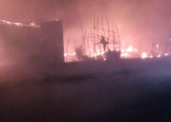 In fiamme baracche S.Ferdinando,un morto