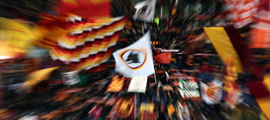La Curva Sud della Roma ricorda Antonio De Falchi