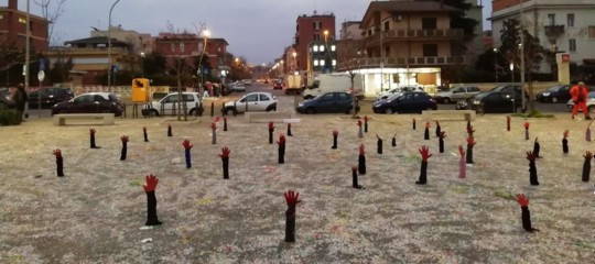 L’installazione sui morti nel Mediterraneo arriva a Centocelle 