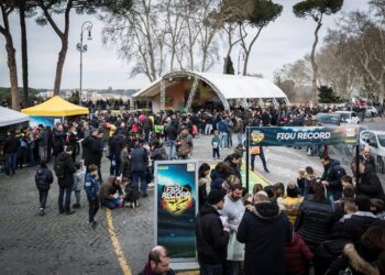 ‘Panini Tour’,figurine invadono 30 città