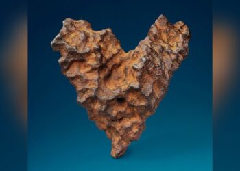 Per San Valentino un meteorite a forma di cuore