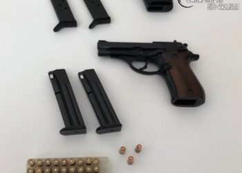 Pistole e munizioni in casa, denunciato