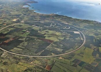Porsche rinnova la pista auto in Salento