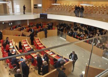 Puglia:Loizzo,sede Consiglio costa 70mln