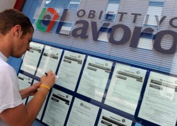 Regione: 1,3 ml per collocare licenziati