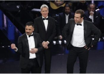 Sanremo, chiusura della serata con satira (anche politica)