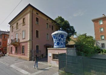 Torna fuori sede Fabbri, vaso Amarena