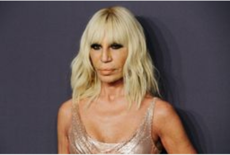 Versace tra lusso e grunge