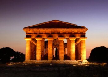 Earth Hour a Paestum: i templi al buio per salvare la terra
