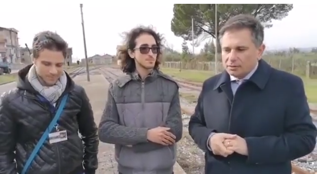 Il Consigliere Regionale Pedà presente ieri all’arrivo di un rotabile ferroviario alla stazione ormai in disuso di Cinquefrondi
