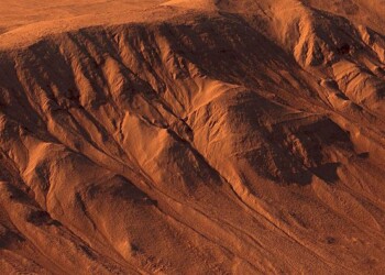 Acqua nel sottosuolo di Marte anche all’equatore