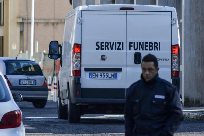 Anziana morta in casa, è omicidio