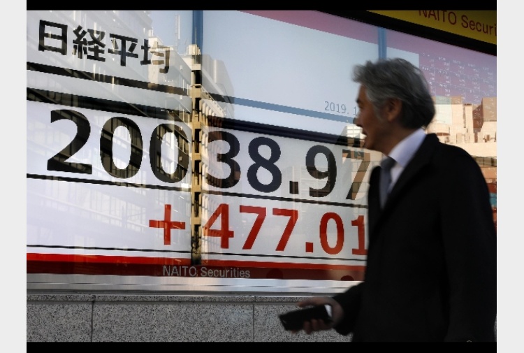 Borsa Tokyo apre in rialzo (+0,54%)