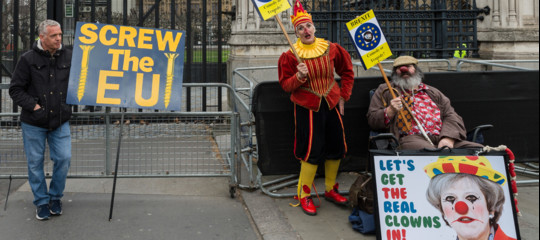 Brexit, scoppia la guerra delle parole