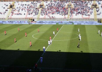 Calcio, Perugia-Livorno 3-1