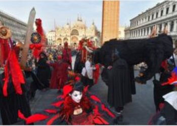 Carnevale rievoca taglio testa del toro