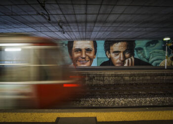 Circumvesuviana, donna violentata nell’ascensore della stazione